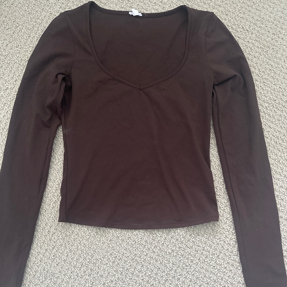 Garage Women's Sleek V-Neck Long Sleeve Top